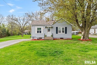 1823 W 48th St, Davenport, IA 52806