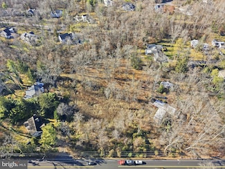 136 Red Hill Rd, Princeton, NJ 08540