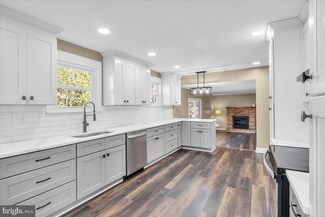 1016 Somerset Ave, Voorhees, NJ 08043