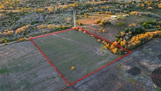 - Seydler Rd, Weimar, TX 78962