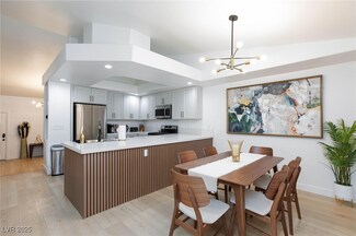 9762 Silver Dusk Ct, Las Vegas, NV 89183