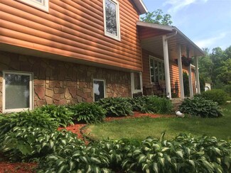 N4802 Williams Rd, Rio, WI 53960