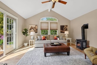 7 Alexander Ave, Bloomfield, NJ 07003