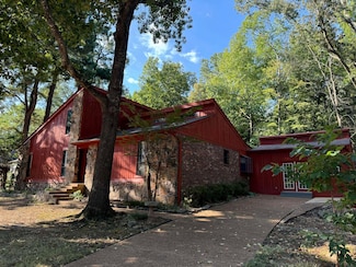 8176 Cairn Dr, Cordova, TN 38018