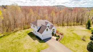 28 Memory Ln, Valatie, NY 12184
