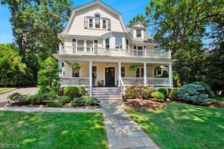 39 Oak Ridge Ave, Summit, NJ 07901