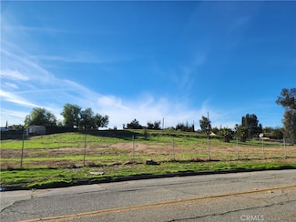 4998 Bushnell Ave, Riverside, CA 92505