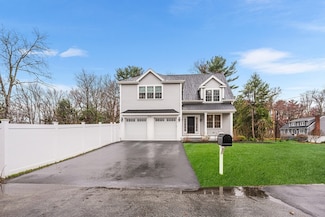 32 Fraser Rd, Framingham, MA 01702