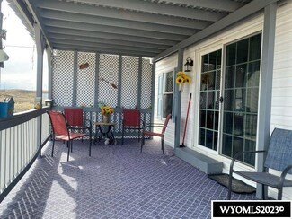 710 Bennett St, Rawlins, WY 82301
