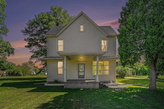 421 W 10th St, Hobart, IN 46342