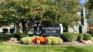 7242 Harbour Isle, Indianapolis, IN 46240