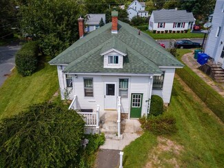 20 W Green St, Easthampton, MA 01027