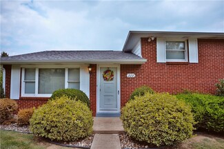 223 Pin Oak Dr, Mount Pleasant, PA 15666