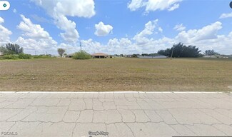 1825 Andalusia Blvd, Cape Coral, FL 33909