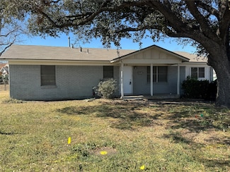 1708 S Cravens Rd, Fort Worth, TX 76112