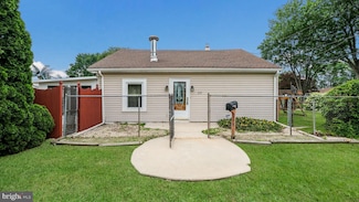 315 Leedom Ave, Bristol, PA 19007