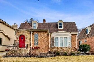 1123 Fortuna Ave, Park Ridge, IL 60068
