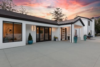 39 Hollins Dr, Santa Cruz, CA 95060
