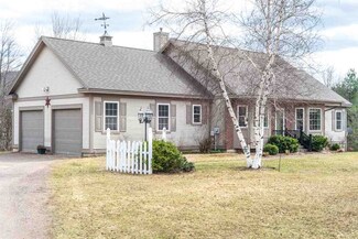 11 Kettle Creek Rd, Jericho, VT 05465