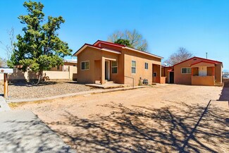 450 61st St NW, Albuquerque, NM 87105
