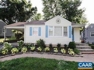 228 River Rd, Waynesboro, VA 22980