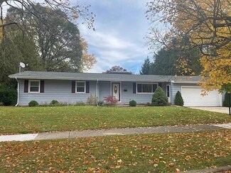 1064 Houseman Ave NE, Grand Rapids, MI 49503