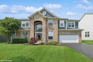 350 Sterling Cir, Cary, IL 60013