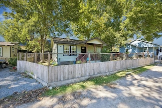 1218 & 1216 Paul Quinn St, Houston, TX 77091