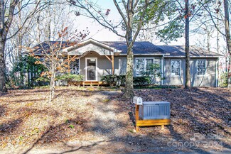 183 Wildwood Way, Lake Toxaway, NC 28747
