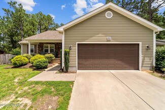 1325 Longleaf Dr E, Pinehurst, NC 28374