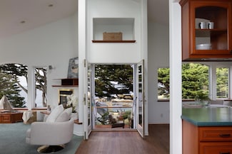 188 Sloat Ave, Pacific Grove, CA 93950