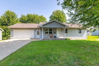 1400 21st St, Hazel Green, WI 53811