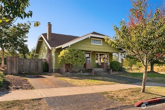 5330 N Winnifred St, Ruston, WA 98407