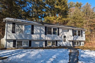 41 Woodland Rd, Uxbridge, MA 01569
