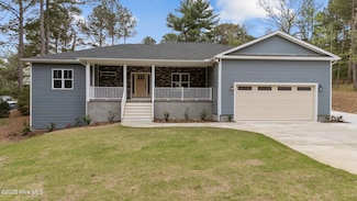 111 Berkshire, West End, NC 27376
