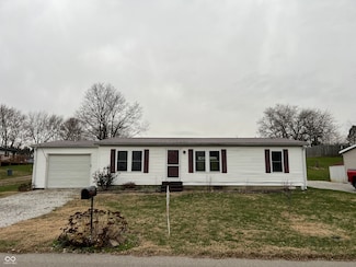 1525 Shelby St, Shelbyville, IN 46176