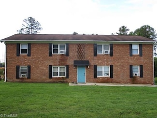 3600 Canaan Forest Dr Unit D, Greensboro, NC 27405