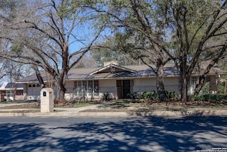 9838 Greentree St, San Antonio, TX 78230