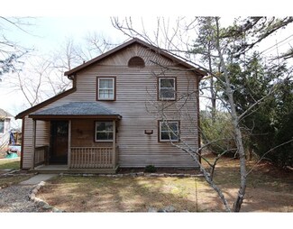 54 Canedy St, West Wareham, MA 02576
