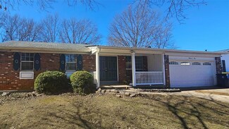 1309 Cypress Trail Ln, Fenton, MO 63026