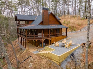 1095 Fir Ln, Ellijay, GA 30540