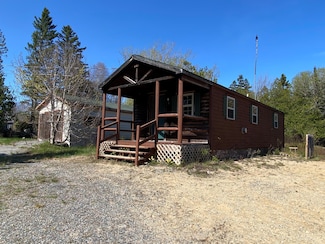 16 Crane Rd, Winter Harbor, ME 04693