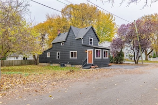 46 Dewey Ave, Rochester, NY 14617