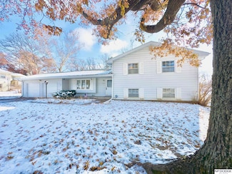 10263 Kathy Dr, Omaha, NE 68134