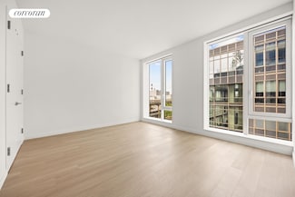 Long Island City, NY 11101