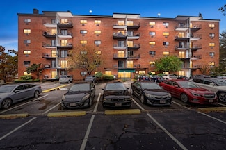 1321 Worcester Rd Unit 109, Framingham, MA 01701