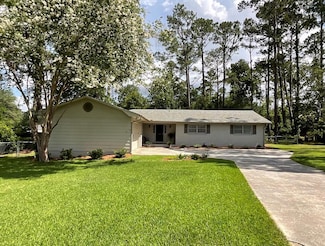 1104 Linda Dr, Valdosta, GA 31602