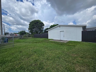11700 SW 220th St, Miami, FL 33170