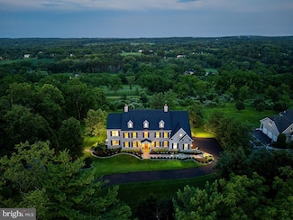 5835 Ridgeview Dr, Doylestown, PA 18902