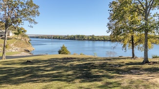 21 Rivers Edge Cove, Bath Springs, TN 38311
